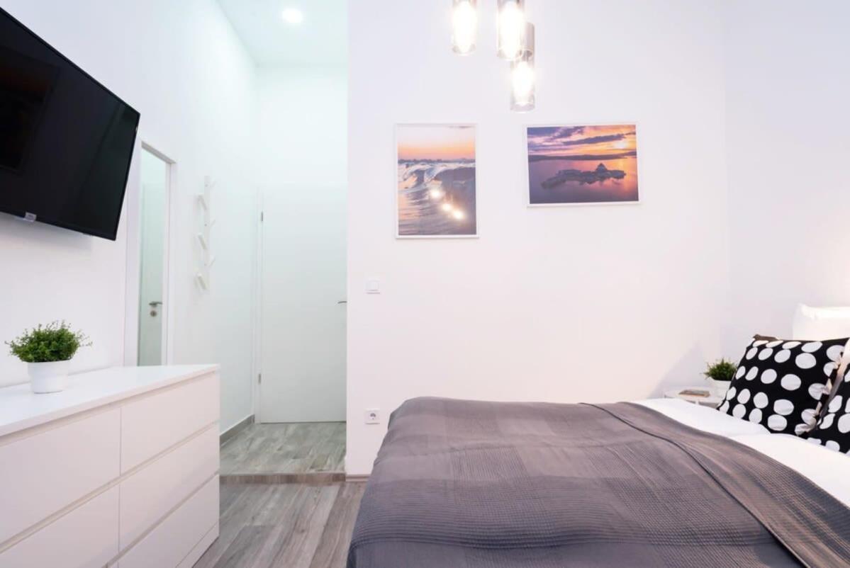 New Comfy Studio At Convenient Location Budapest Eksteriør bilde